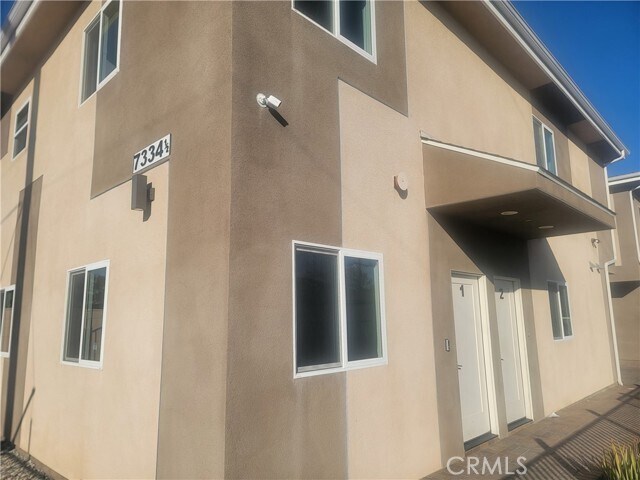 Building Photo - 7334 Vineland Ave