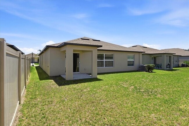 Building Photo - 35029 Brackett Bnd