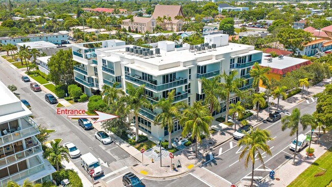 Building Photo - 1 S Palmway