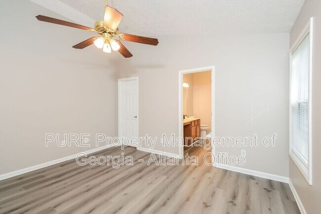 Building Photo - 179 Weatherstone Dr