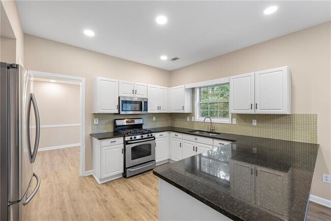 Building Photo - 5705 Cannonero Dr