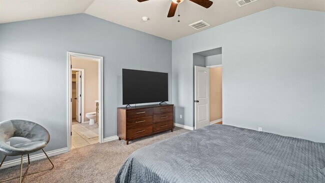 Building Photo - 16316 Drywater Dr