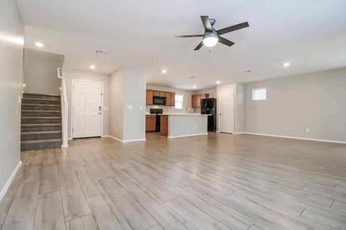 Building Photo - 16240 W La Ventilla Way