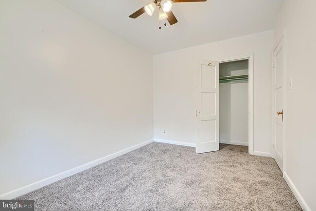 Building Photo - 4318 Seidel Ave