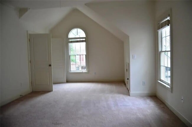 Building Photo - 996 Pitts Rd