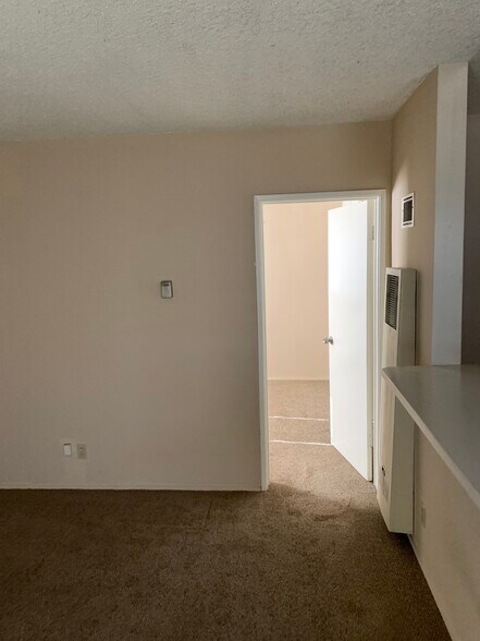 Building Photo - 1745 Orizaba Ave