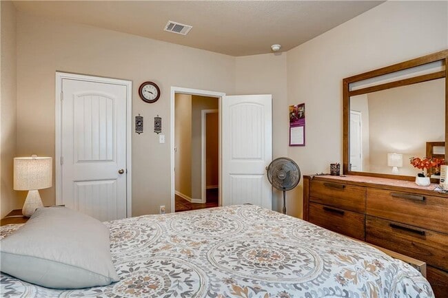 Building Photo - 5109 Winsbury Dr