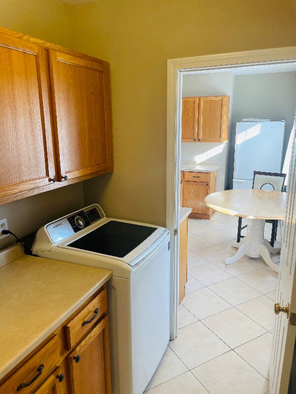 Building Photo - 634 East St