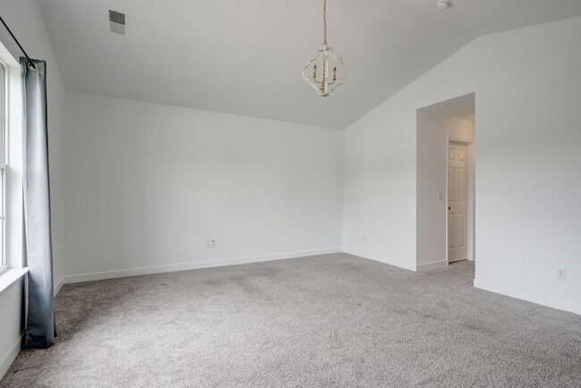 Building Photo - Timber Trail Drive Rental