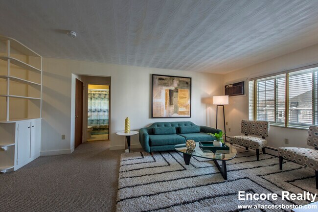 Building Photo - 11 Allen St