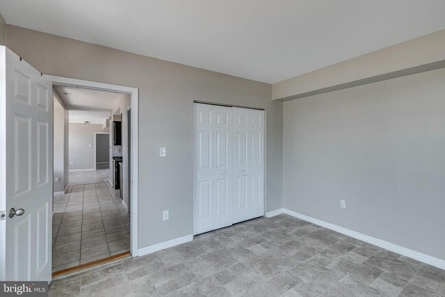 Building Photo - 6602 Ridge Ave
