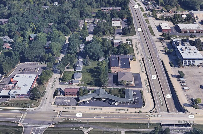 Building Photo - 11 Shagbark Rd