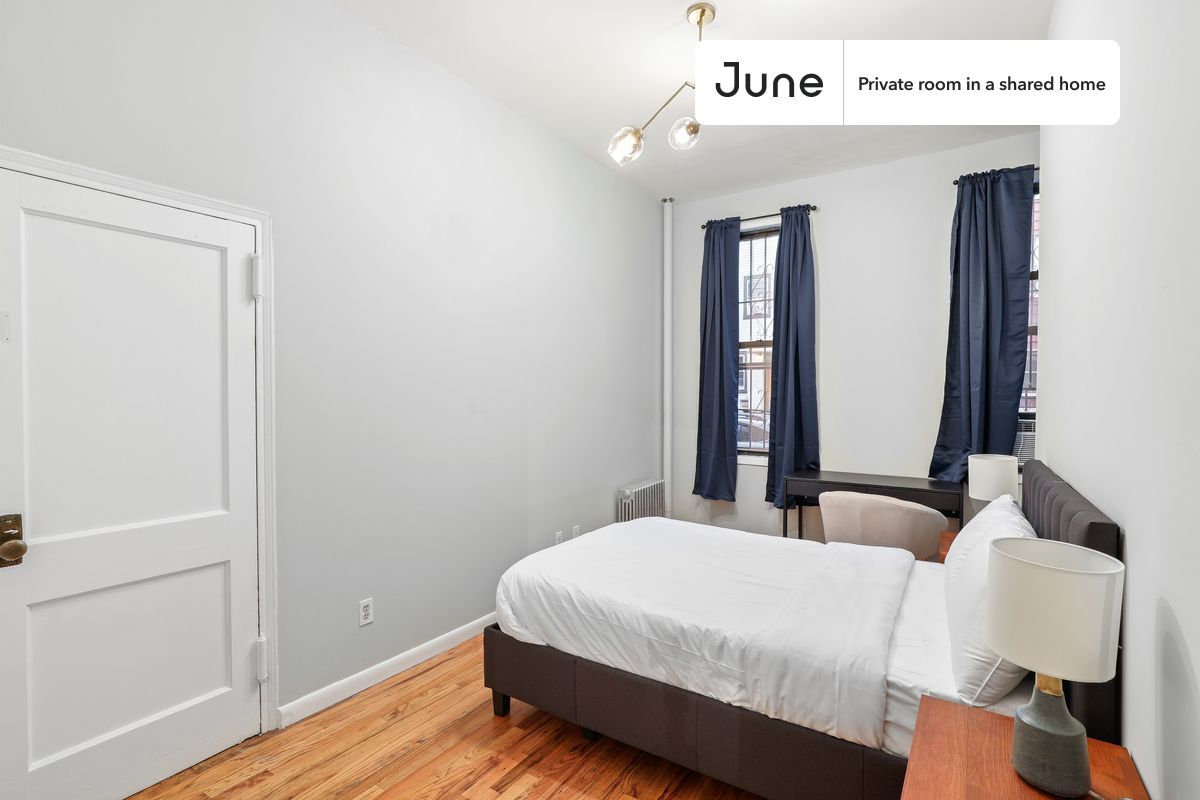 Building Photo - Room in Shared 4 bed/2 bath home