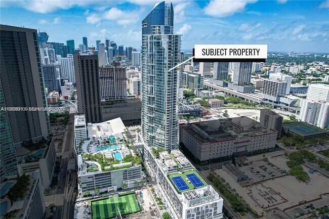 Building Photo - 851 NE 1st Ave