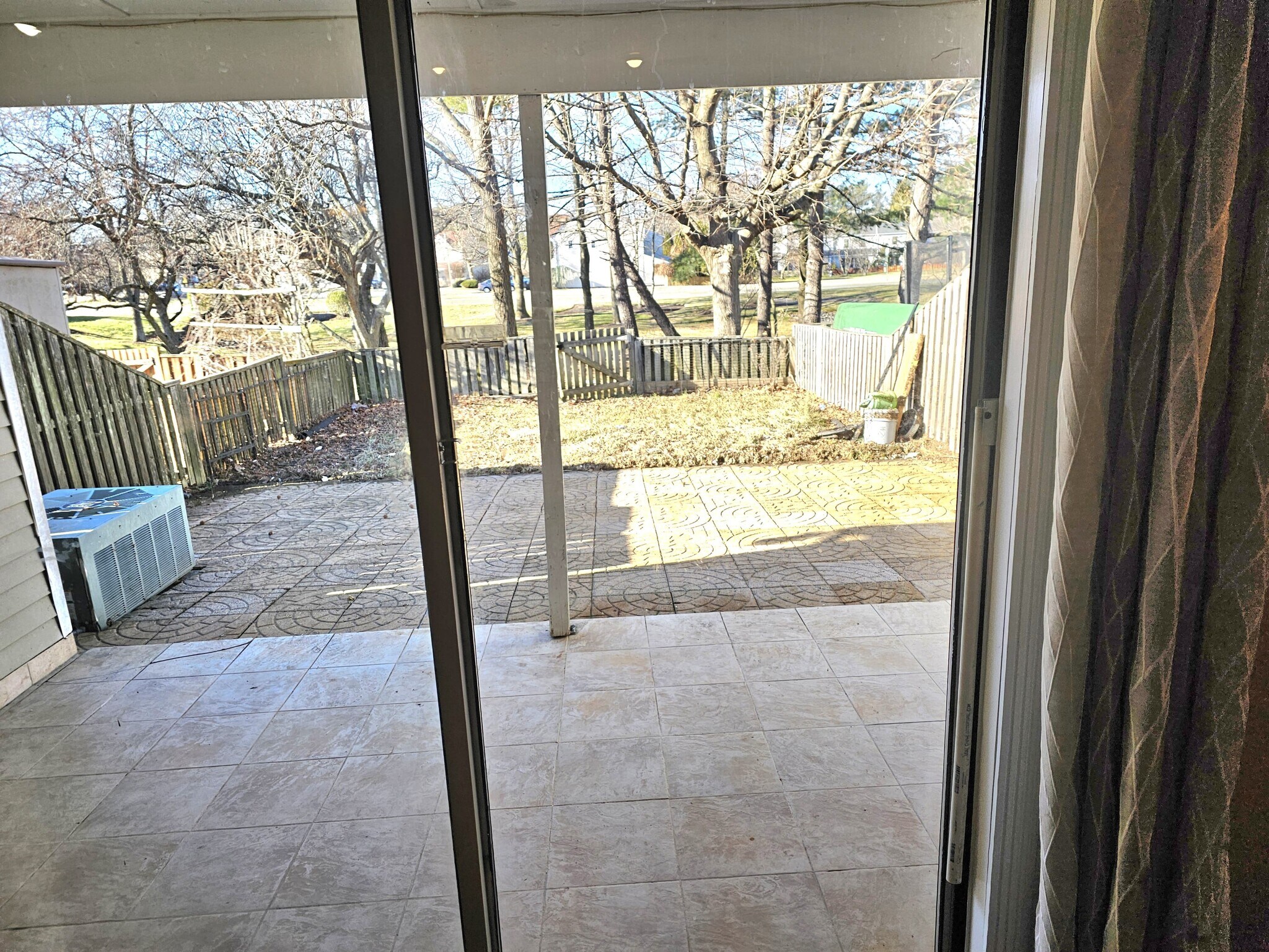 Building Photo - 37 Anderson Ct