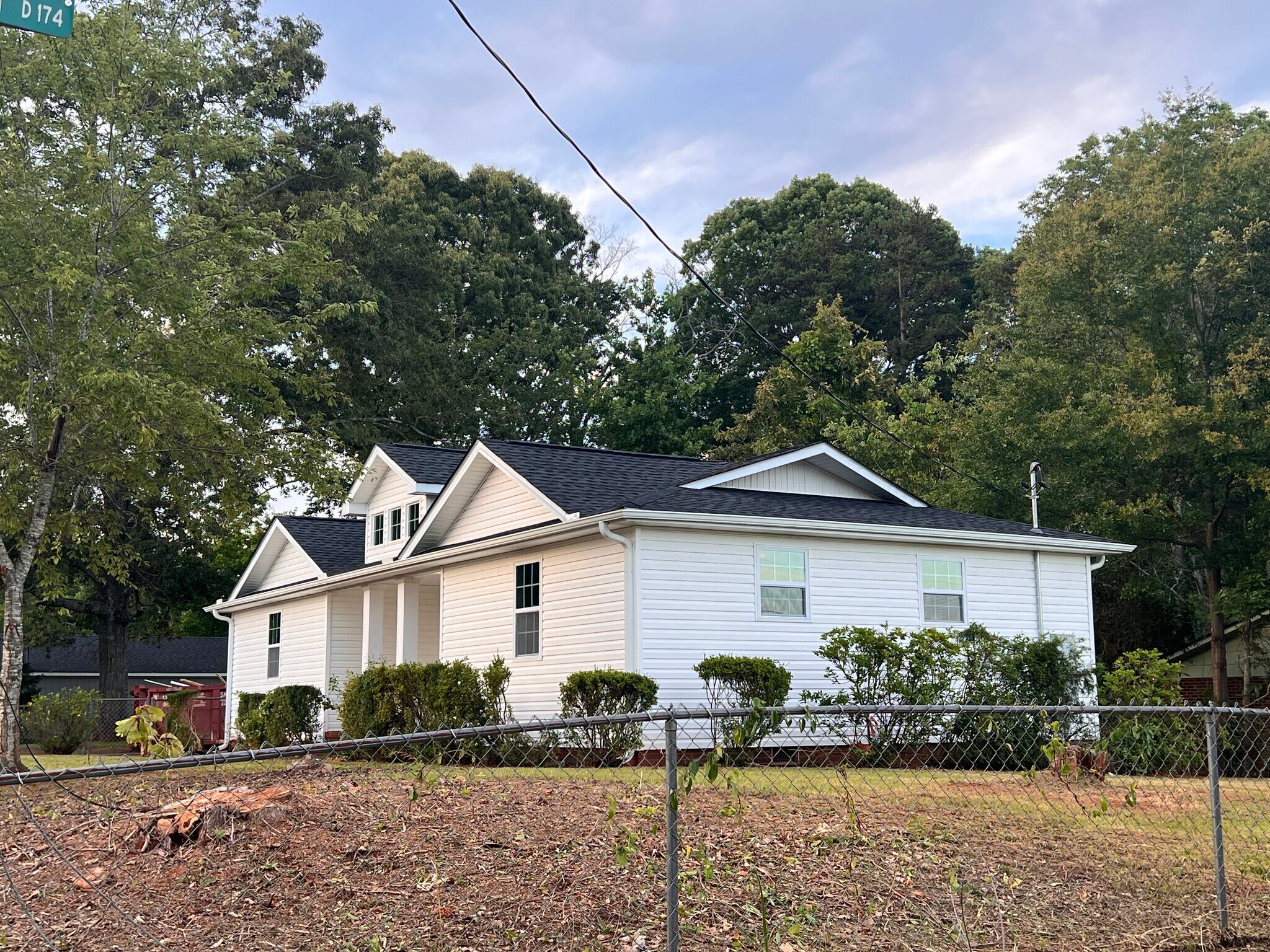 Building Photo - 100 Saville Ct