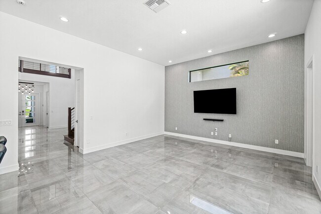 Building Photo - 9006 Dulcetto Ct