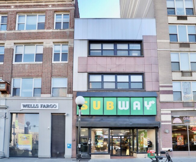 Building Photo - 2866 John F. Kennedy Blvd