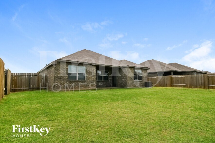 Building Photo - 1536 Millennium Dr