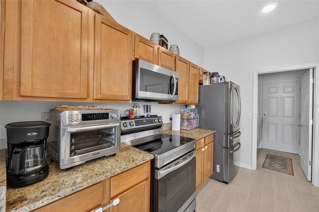 Building Photo - 6086 Chapledale Dr