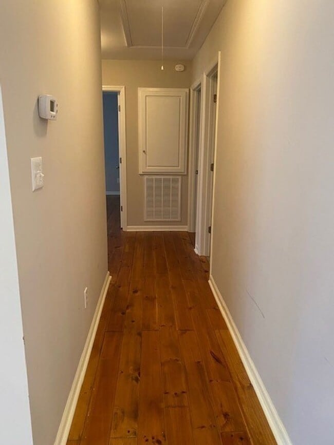 Building Photo - 305 Towbridge Ln