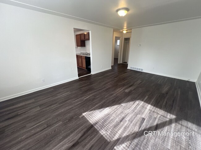 Building Photo - Osceola569