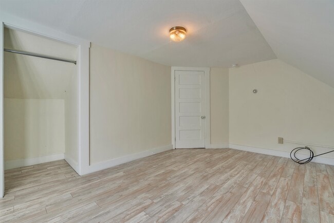 Building Photo - 132 NH-108