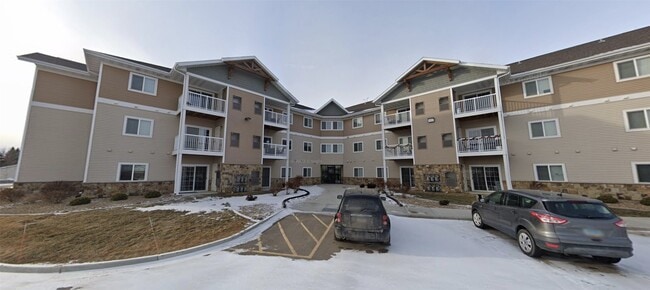 Building Photo - 2821 Ithaca Dr