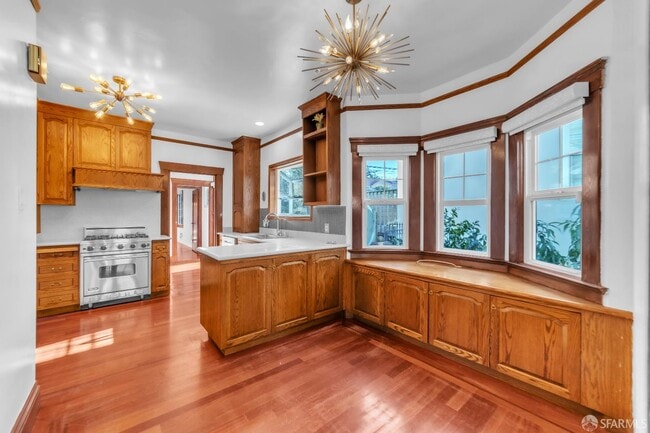 Building Photo - 80 Corona St