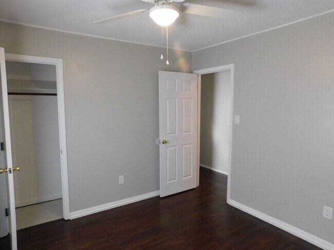 Building Photo - Charming Home in Havelock