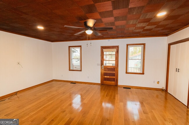 Building Photo - 3367 Rocky Ford Rd