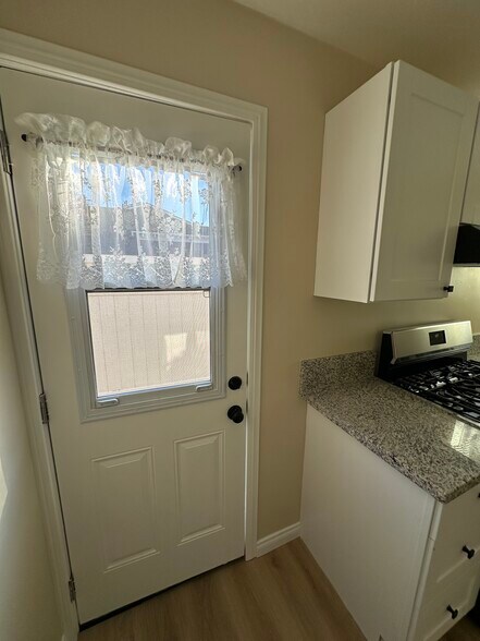 Building Photo - 25531 Pennsylvania Ave