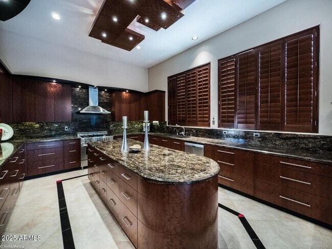 Building Photo - 11643 E Turquoise Ave