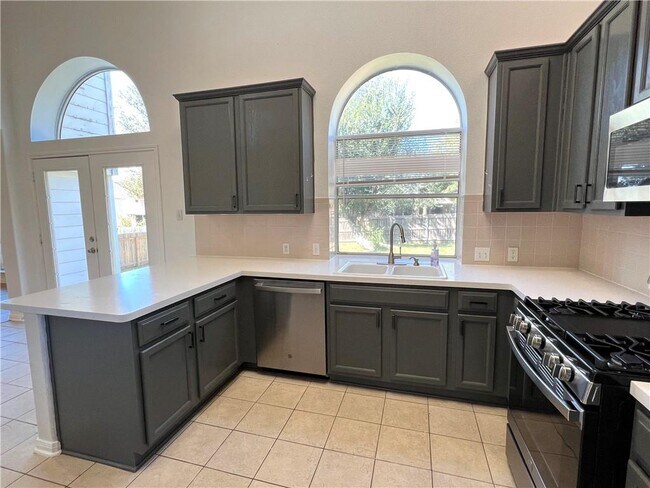 Building Photo - 3102 Dawn Mesa Ct