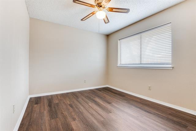 Building Photo - 821 Hillside Dr