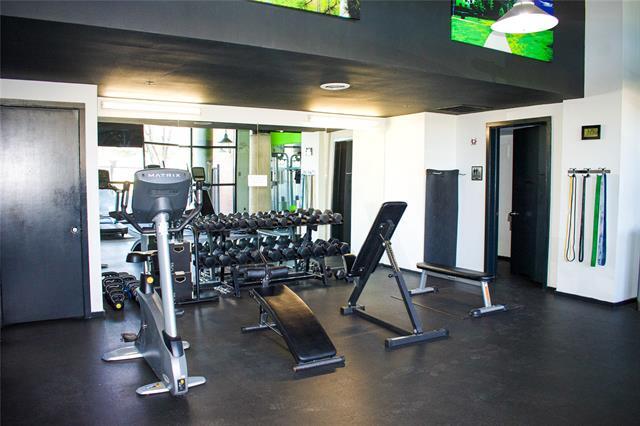 Building Photo - 3110 Thomas Ave