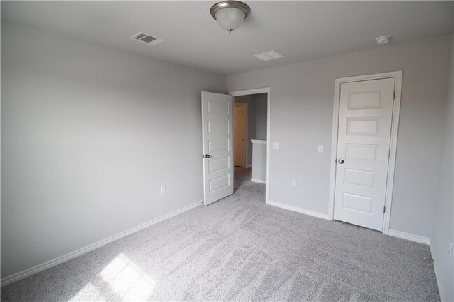 Building Photo - 1320 Ambler Dr