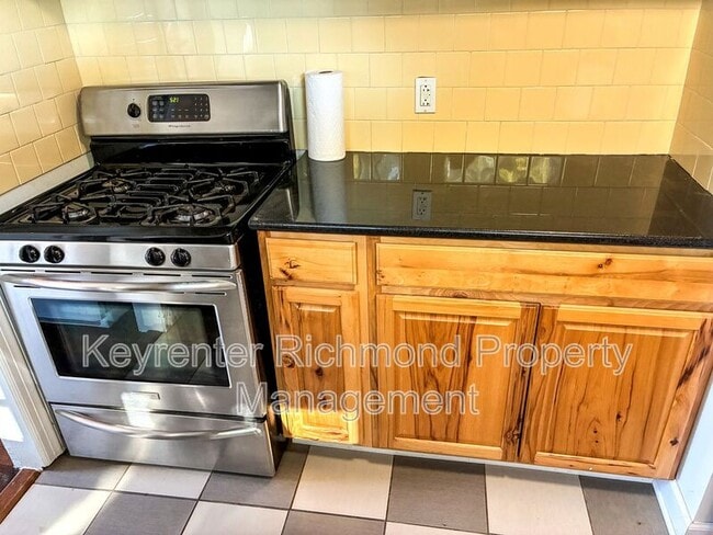 Building Photo - 1005 E Brookland Park Blvd