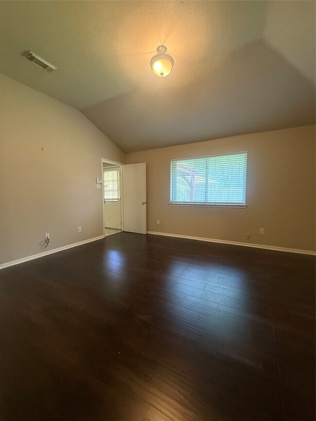 Building Photo - 8210 Paddington Pl Dr