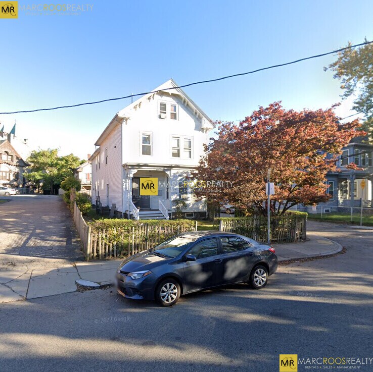 Building Photo - 44 Allston St