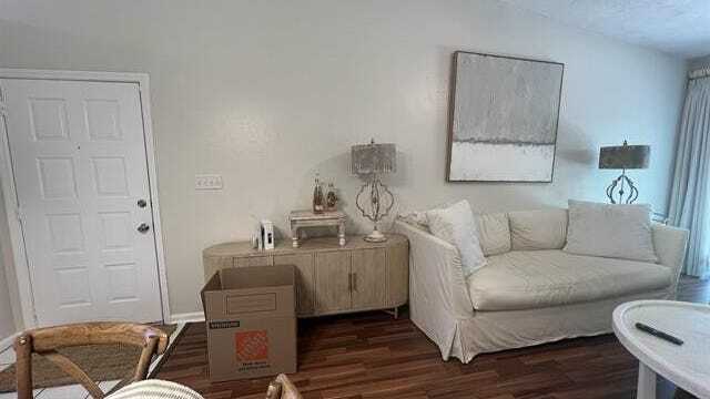 Building Photo - 1777 Dax Ct