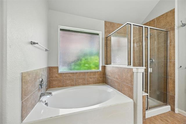 Building Photo - 9209 Friendswood Dr