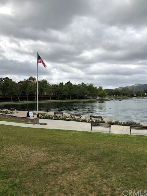 Building Photo - 82 Flor De Sol