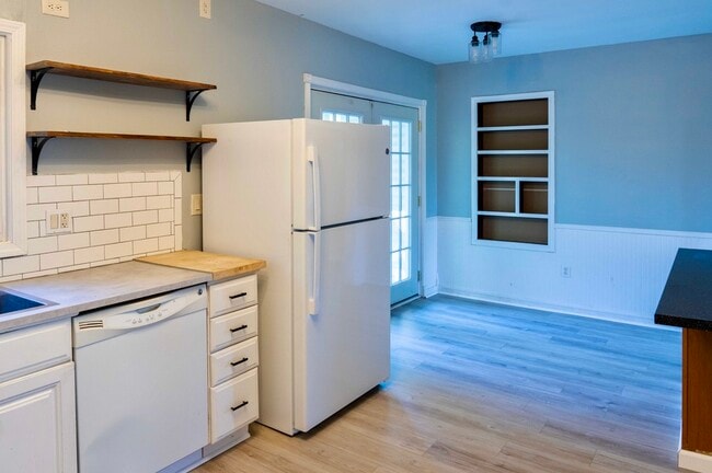 Building Photo - 179 State St