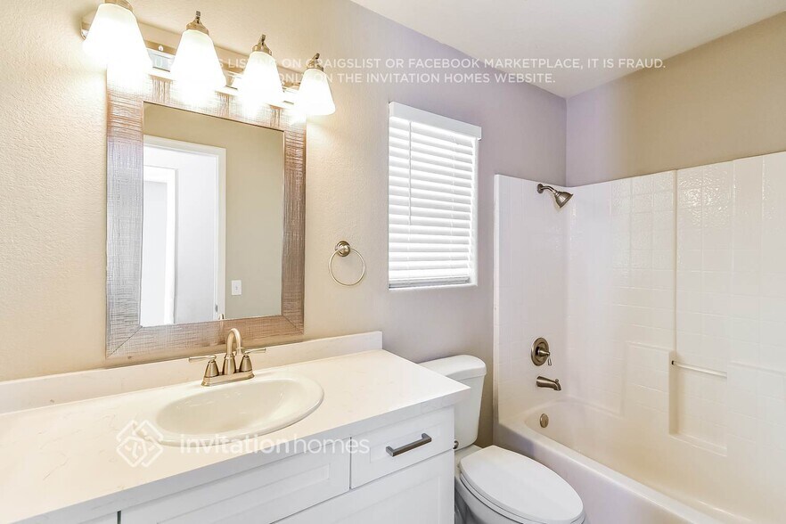 Building Photo - 9150 Indian Breeze Dr