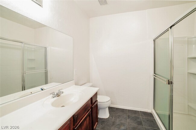 Building Photo - 6868 Sky Pointe Dr