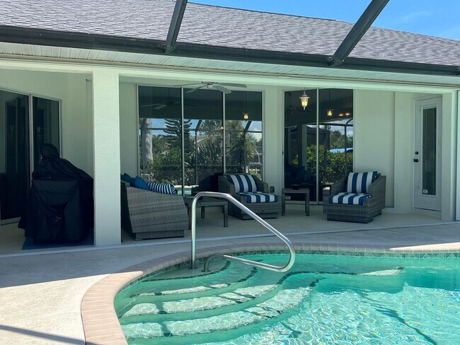 Building Photo - FURNISHED SHORT TERM RENTAL - 3 Bed / 2 Bath - Single Family Pool Home - $5,000/month ** Heated S...