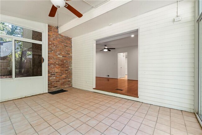 Building Photo - 78 Pheasant Dr SE