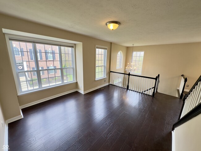 Building Photo - 9094 Demarest Dr