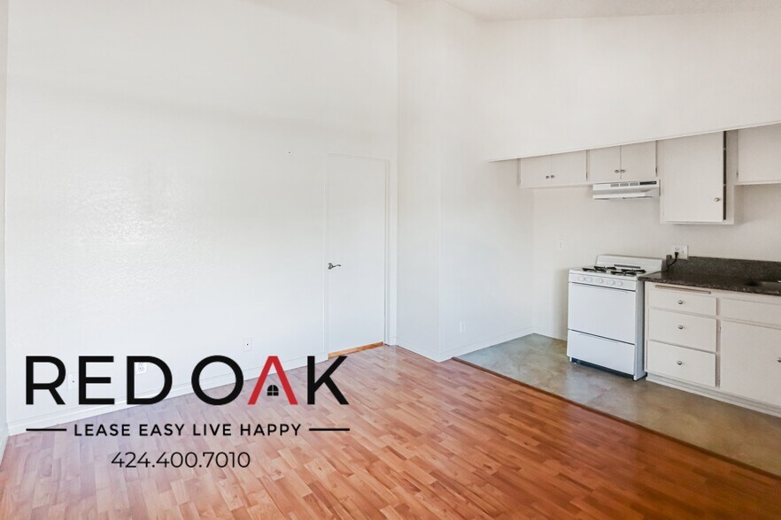 Building Photo - 1542 Orizaba Ave